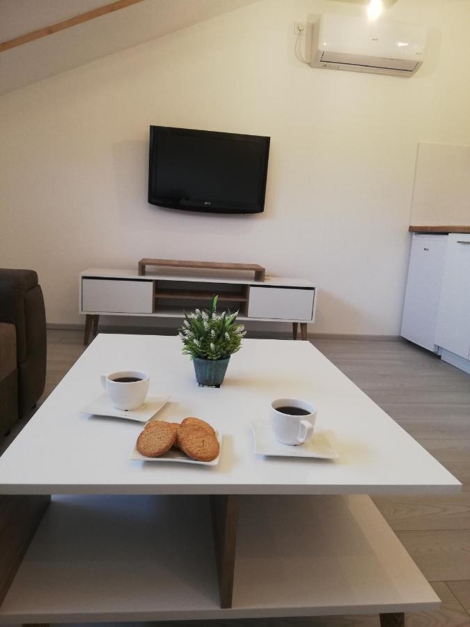Apartments Naumovski Ohrid Bagian luar foto