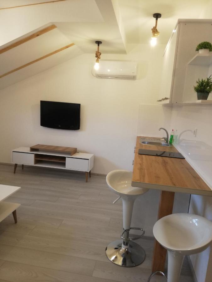 Apartments Naumovski Ohrid Bagian luar foto