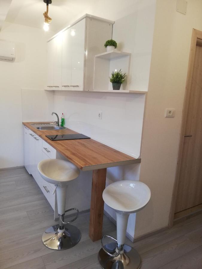 Apartments Naumovski Ohrid Bagian luar foto