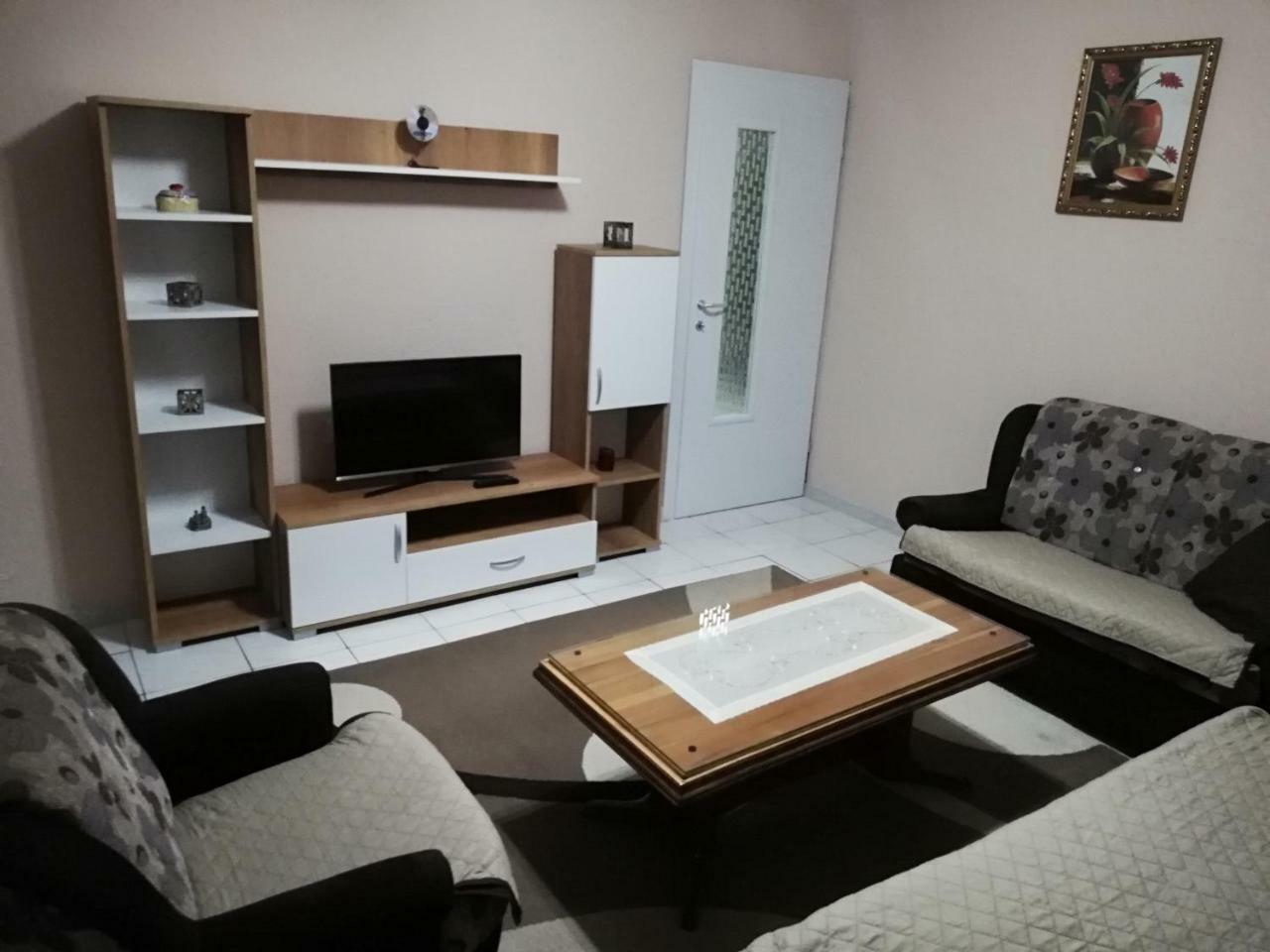 Apartments Naumovski Ohrid Bagian luar foto