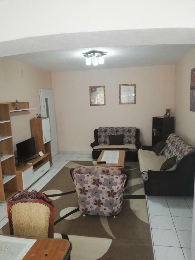 Apartments Naumovski Ohrid Bagian luar foto