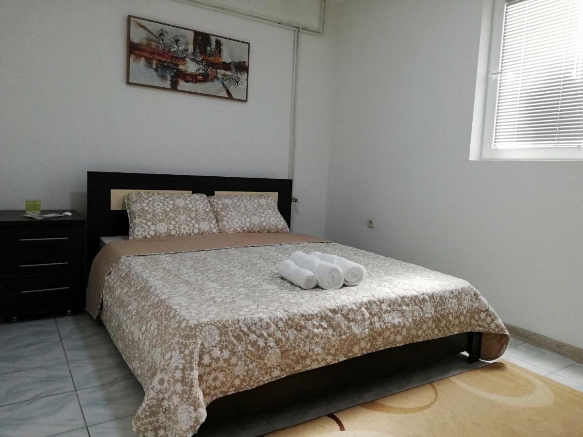 Apartments Naumovski Ohrid Bagian luar foto